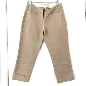 Old Navy Cropped Cotton Kaki cuffed pants size 6